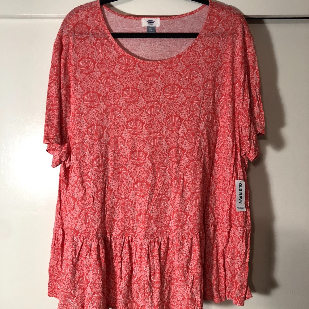 BNWT Old Navy red-orange shell print peplum blouse